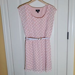 Summer pink sleeveless dress